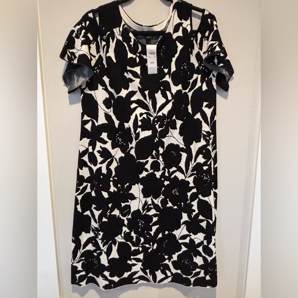 NWT Ann Taylor Black and White Sweater Dress Cold Shoulder Floral Mini Dress XXL